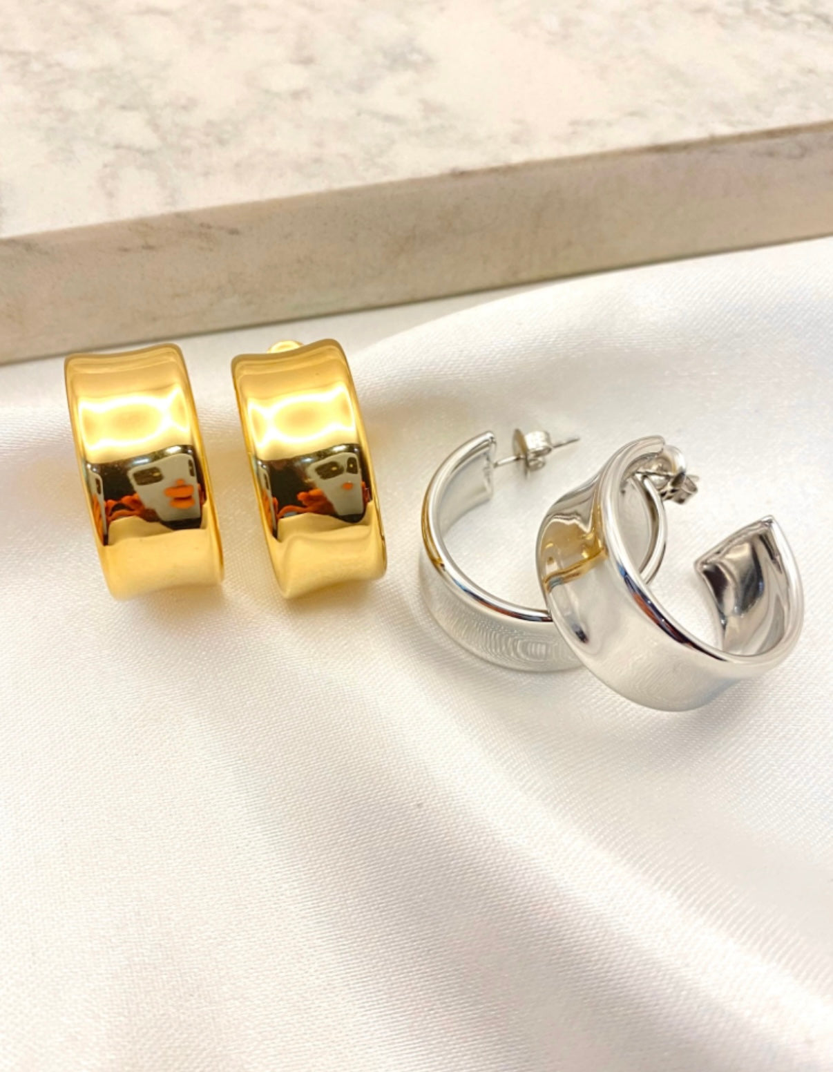 Icon Hoops Earring
