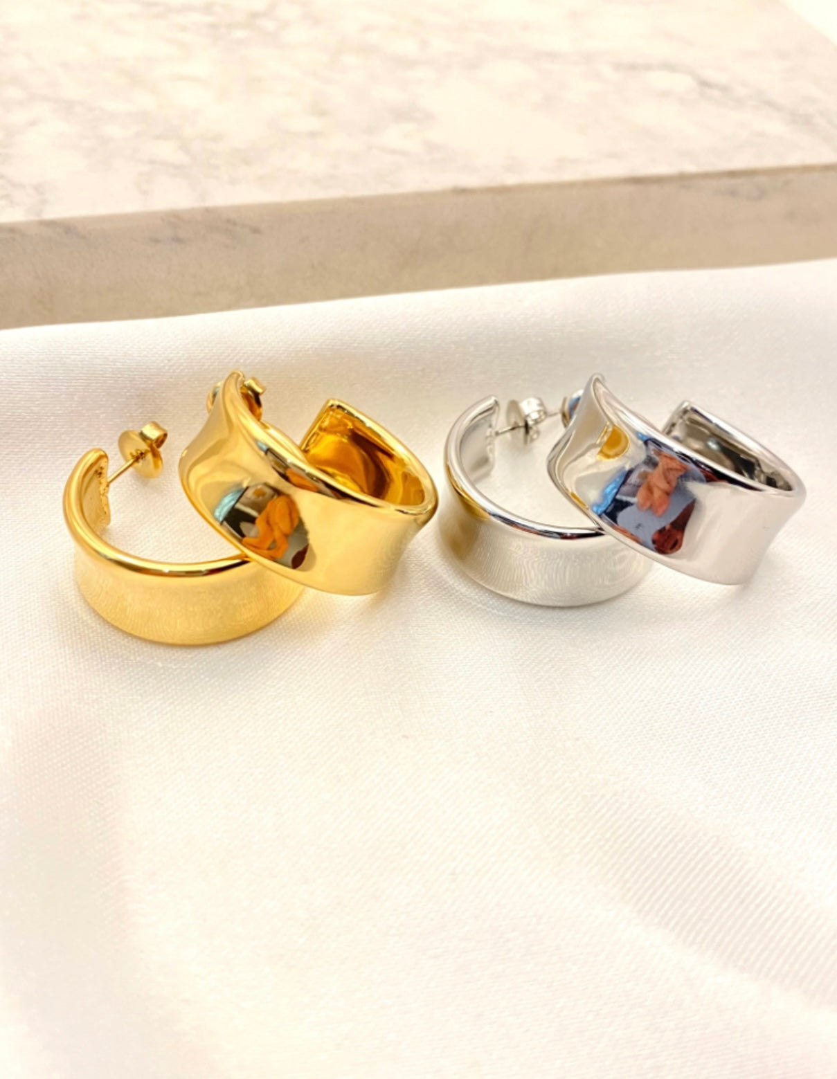 Icon Hoops Earring