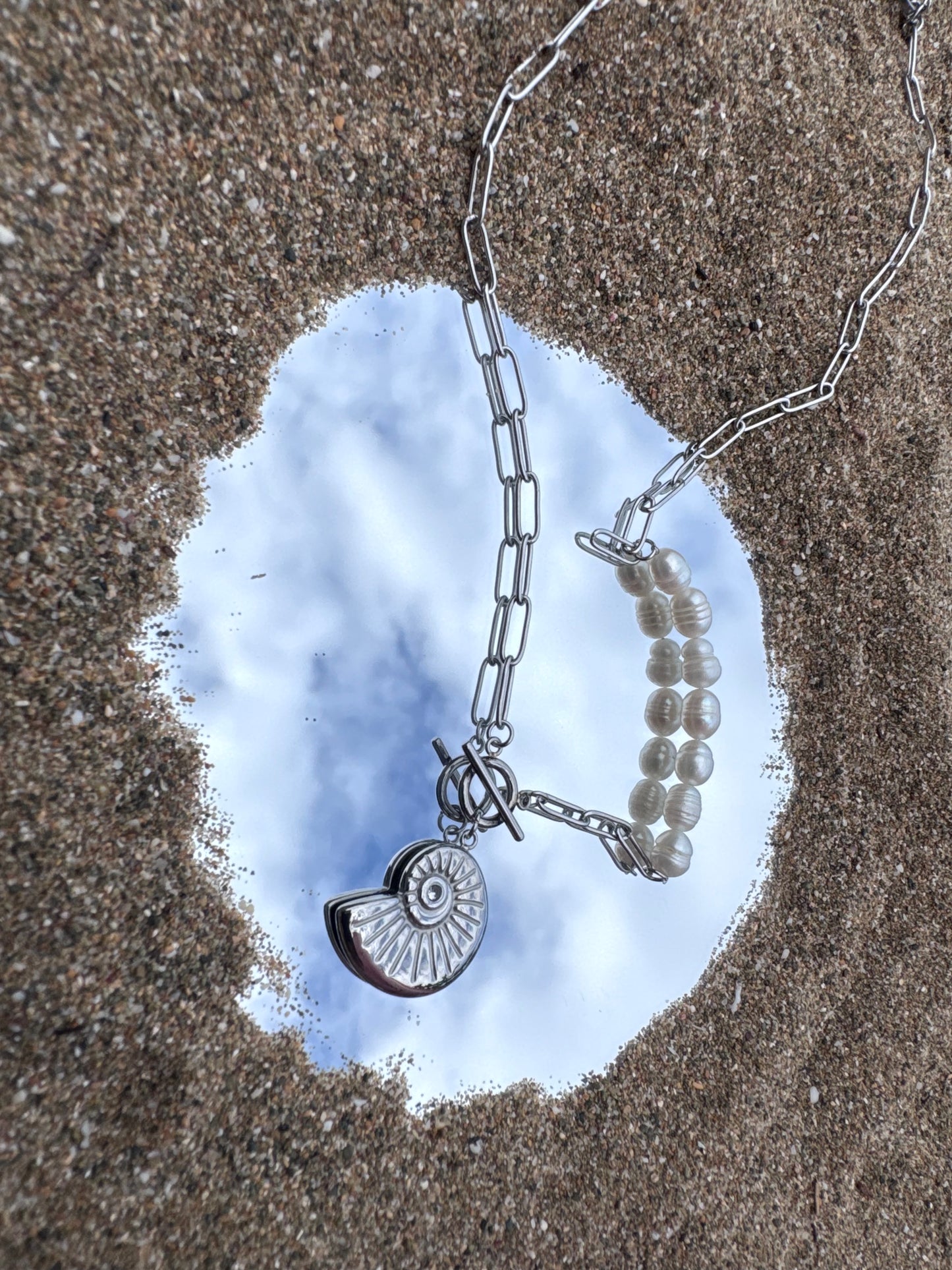 Caracol Pearl Necklace